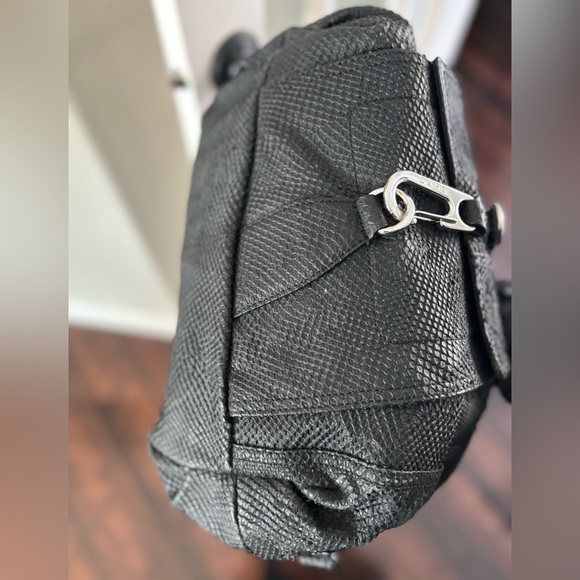 Lamb L.A.M.B. Gwen Stefani Black Leather Shoulder Bag - Picture 11 of 16